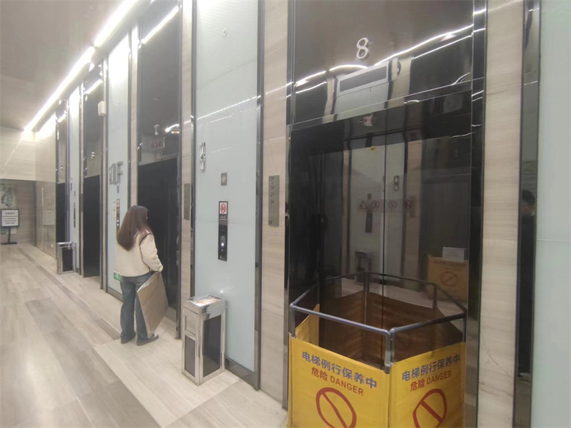电梯厅